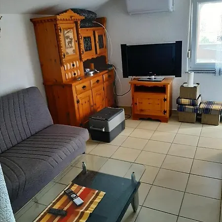 Franjkovic Apartment Vir